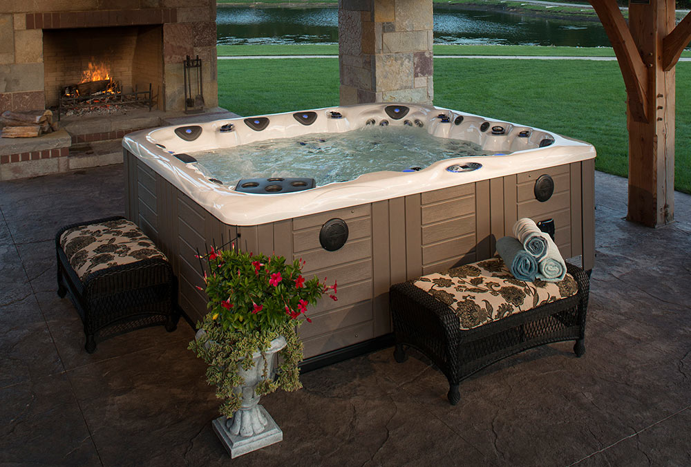 Hot Tubs and Spas, Indoor & Outdoor Hot Tubs